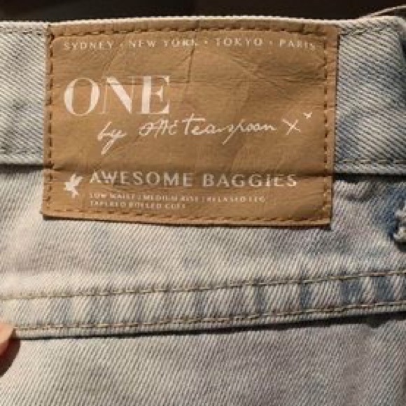 One Teaspoon “Awesome Baggies” distressed boyfriend jeans - Picture 2 of 4